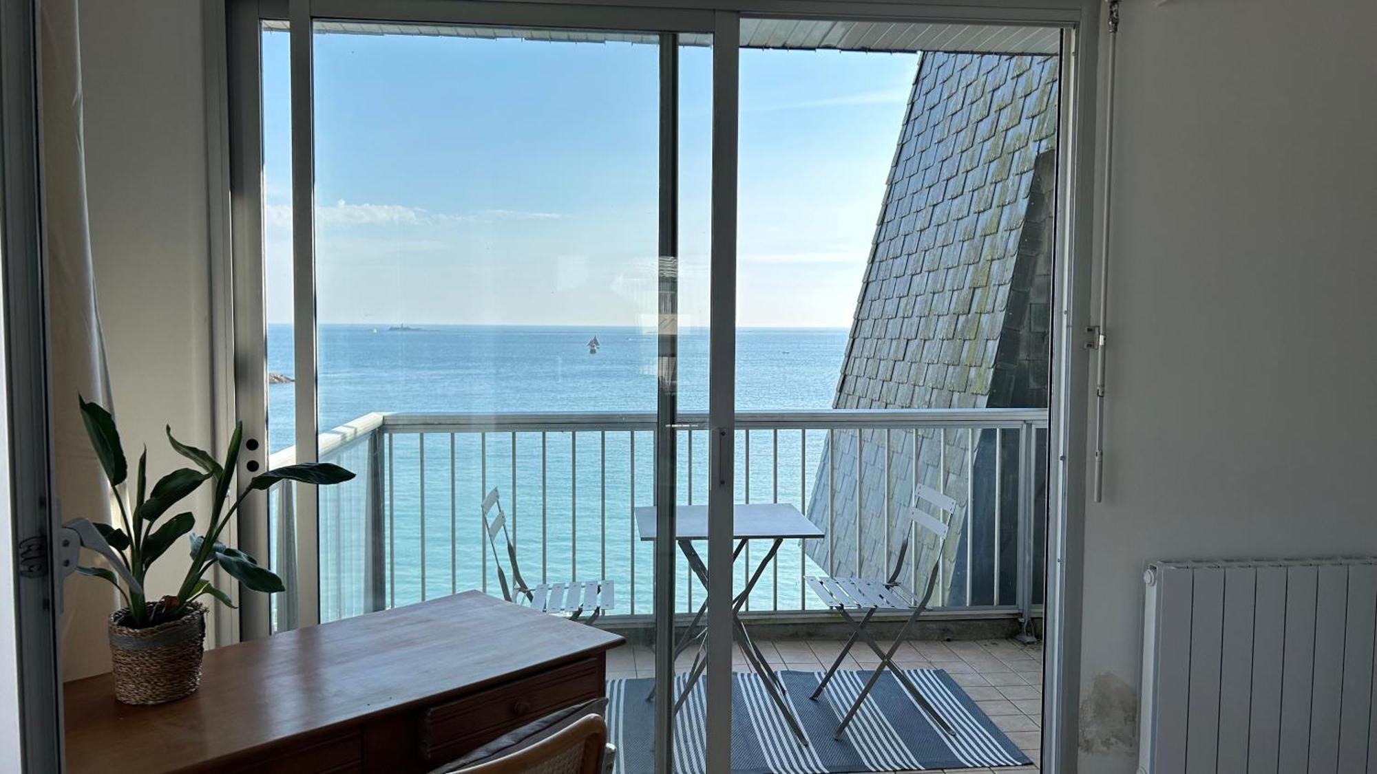 Appartement Pied Dans L'Eau - La Comtesse Saint-Quay-Portrieux Eksteriør bilde