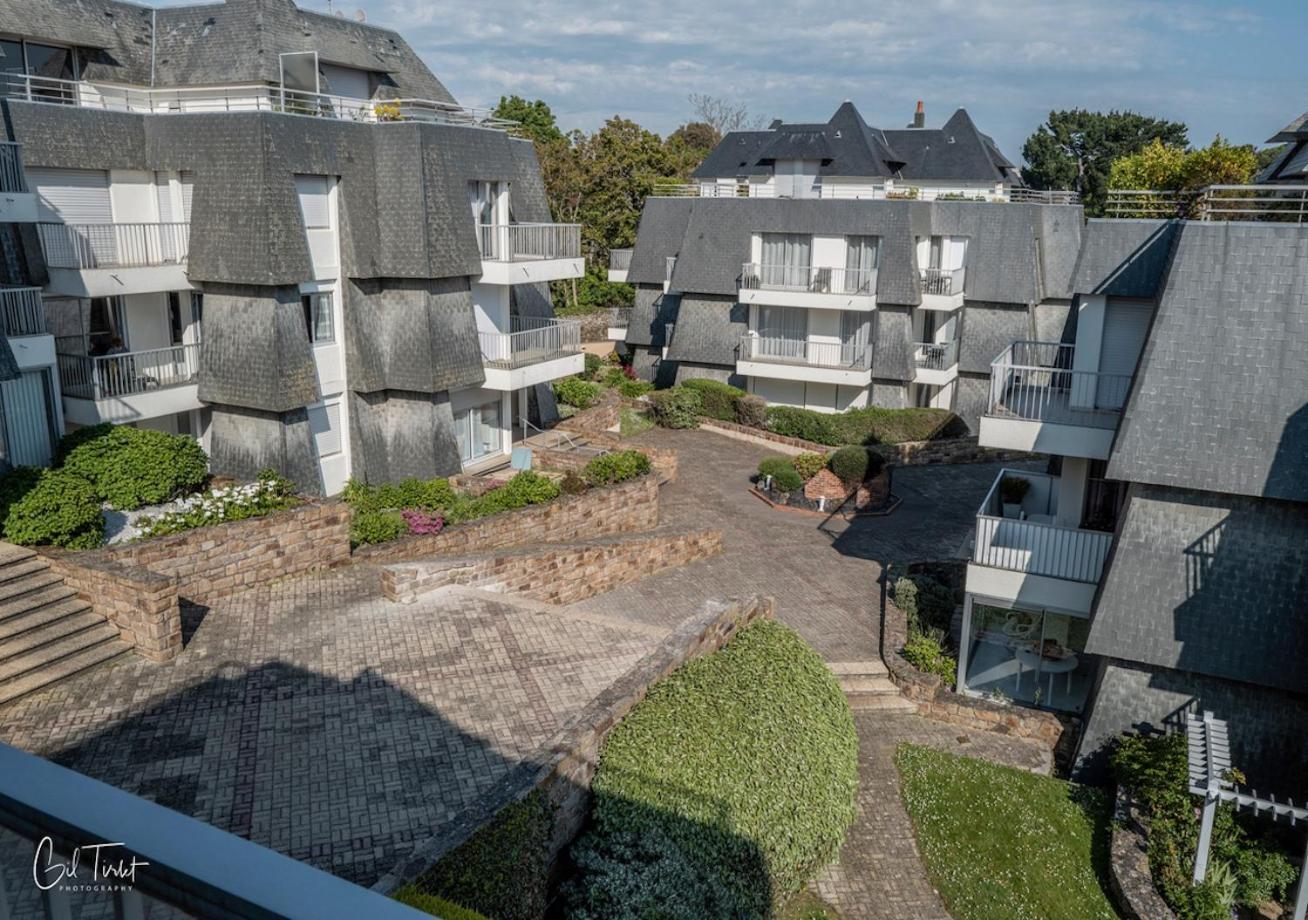 Appartement Pied Dans L'Eau - La Comtesse Saint-Quay-Portrieux Eksteriør bilde
